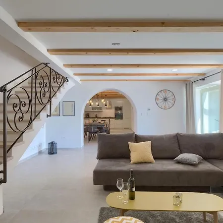 Any Holiday home Pula